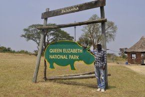 Queen Elizabeth Safaris ~ Queen Elizabeth National Park Safaris ~ Queen ...